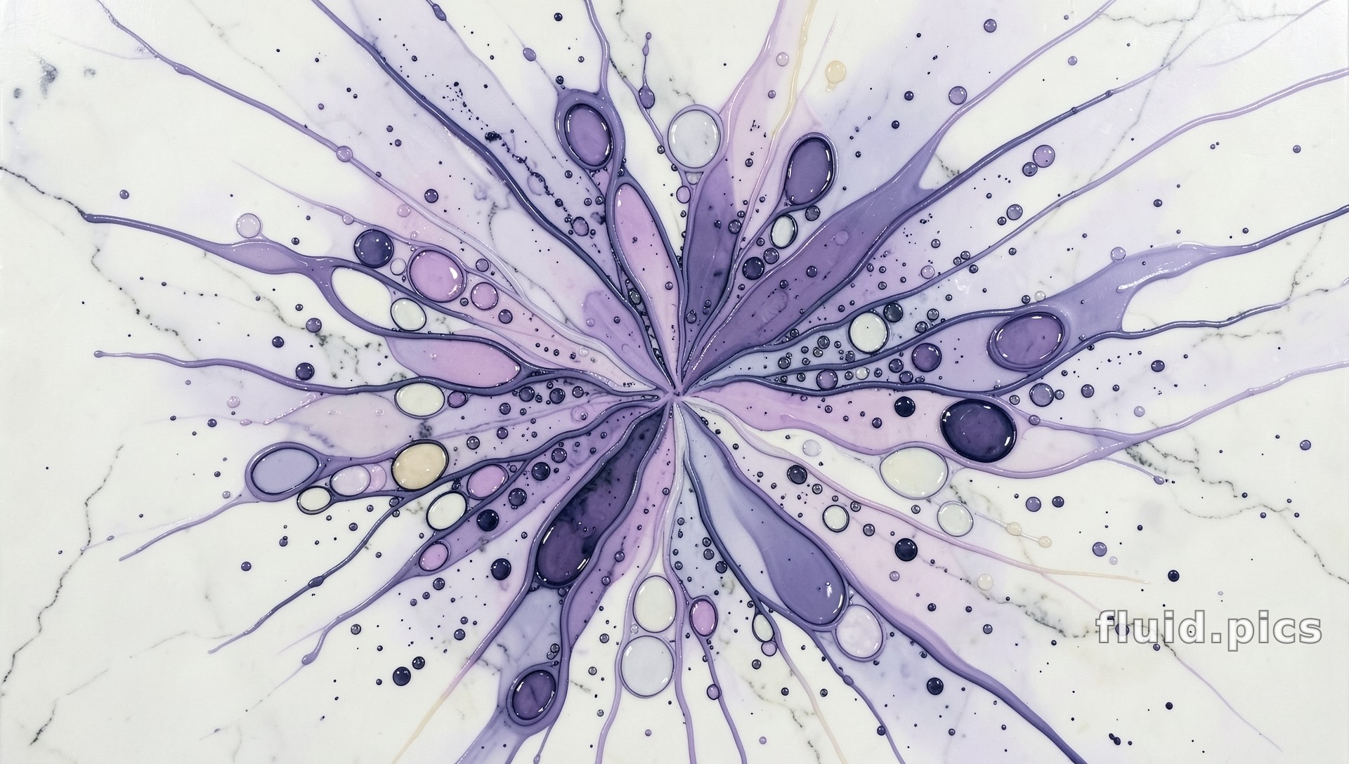 Burst of Lilac Drops — Fluid Art