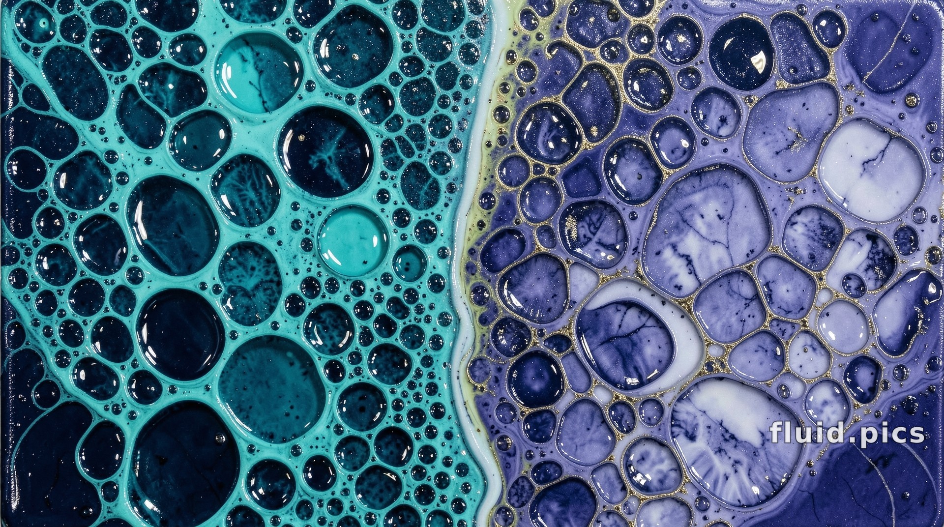 Blue Current Rightward — Fluid Art