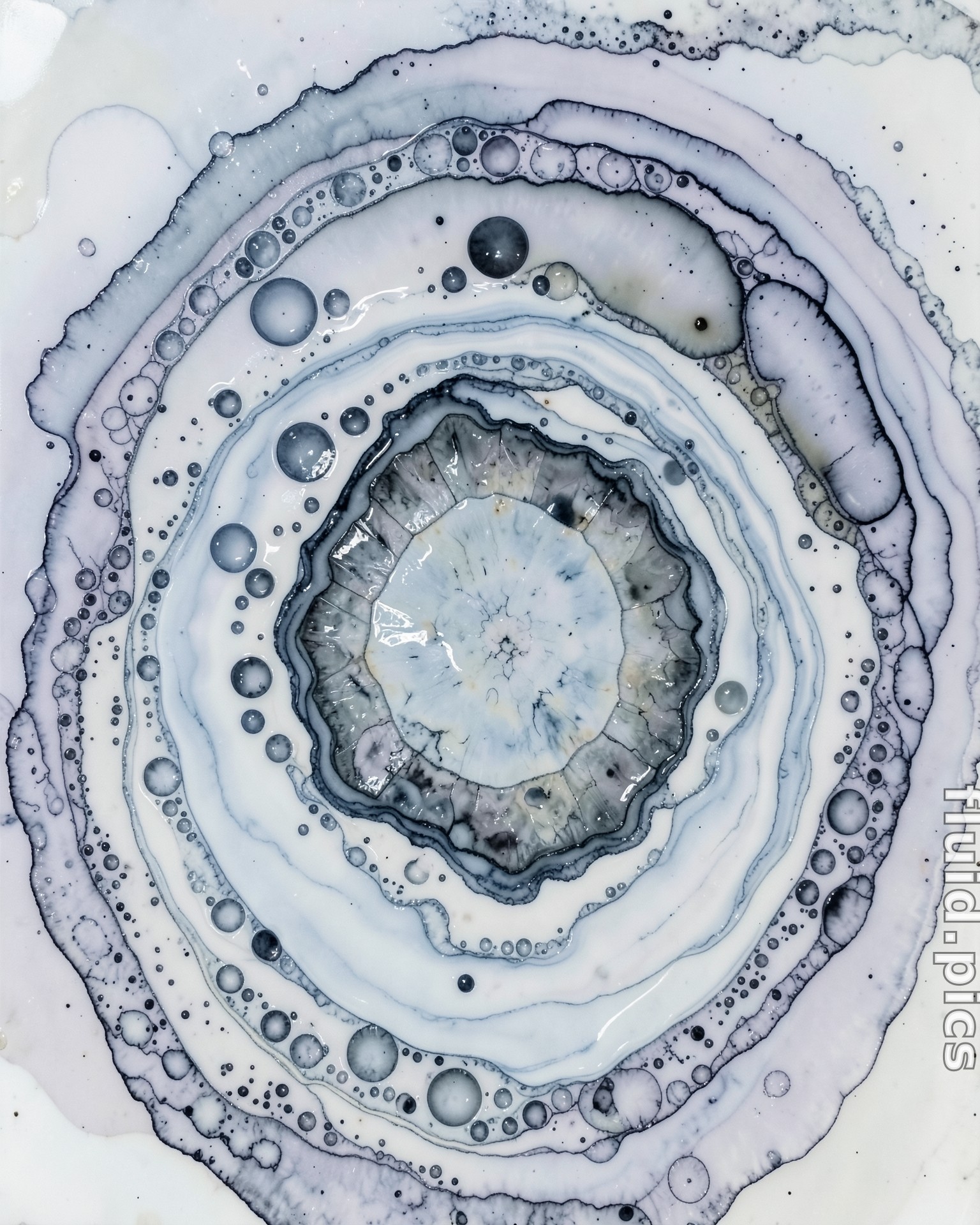 Frozen Geode — Гибридное искусство
