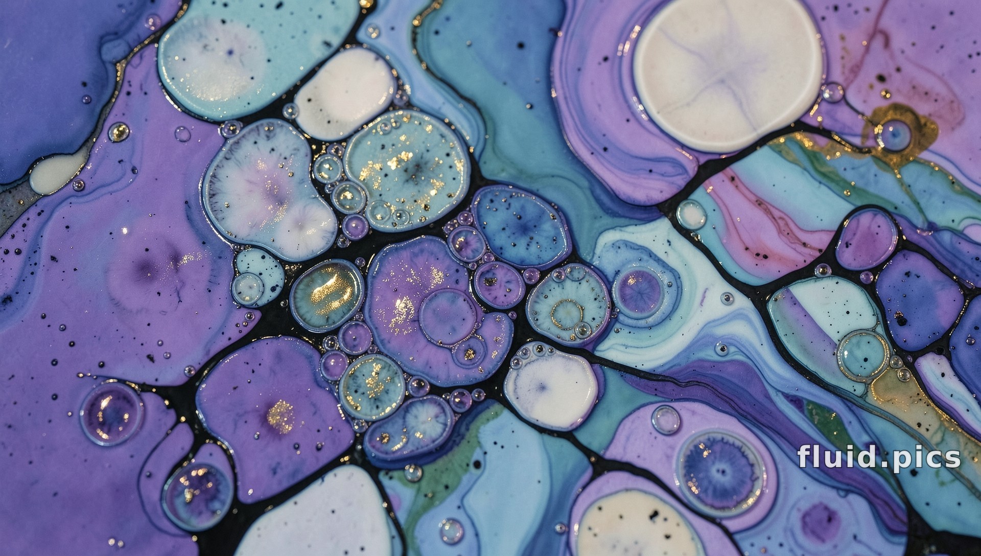 Icy Gold Bubbles — Hybrid Art