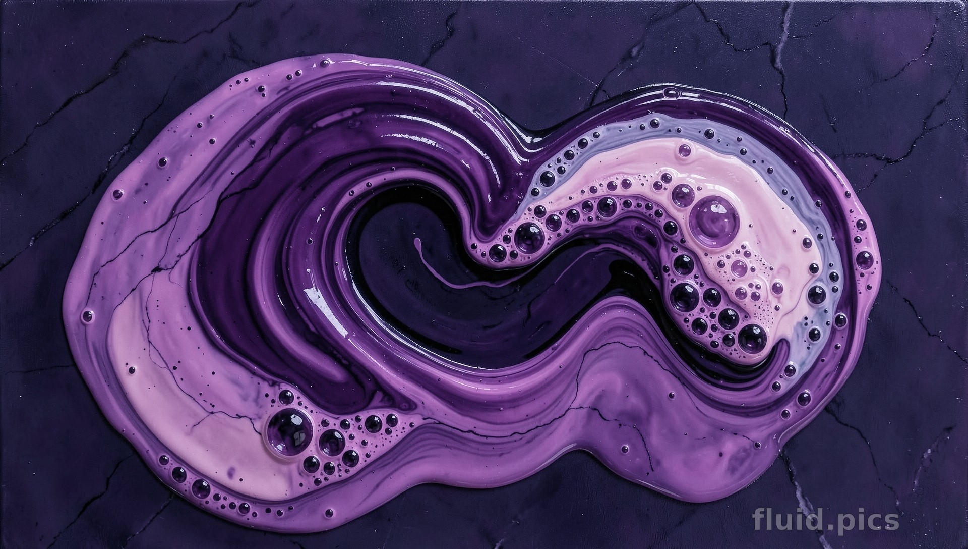 Lilac Figure Eight — Fluid Art