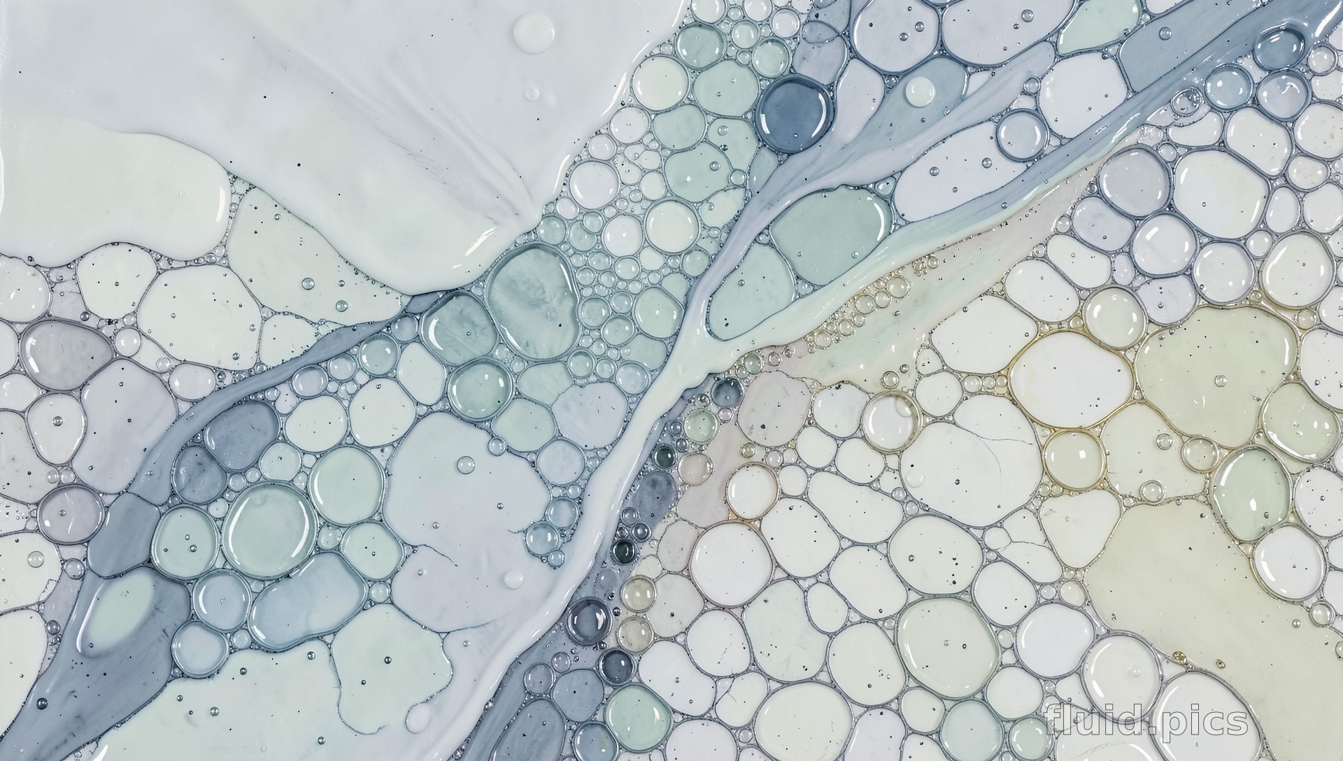 Milky Rivers — Fluid Art