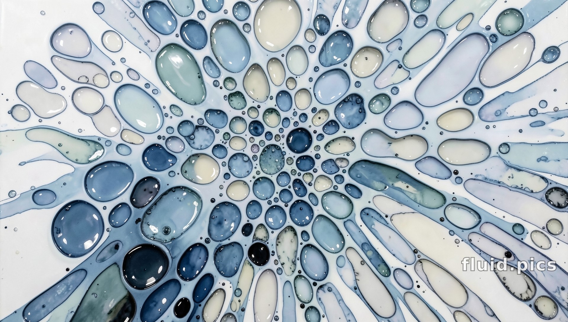 Burst of Pearl Drops — Флюид-арт