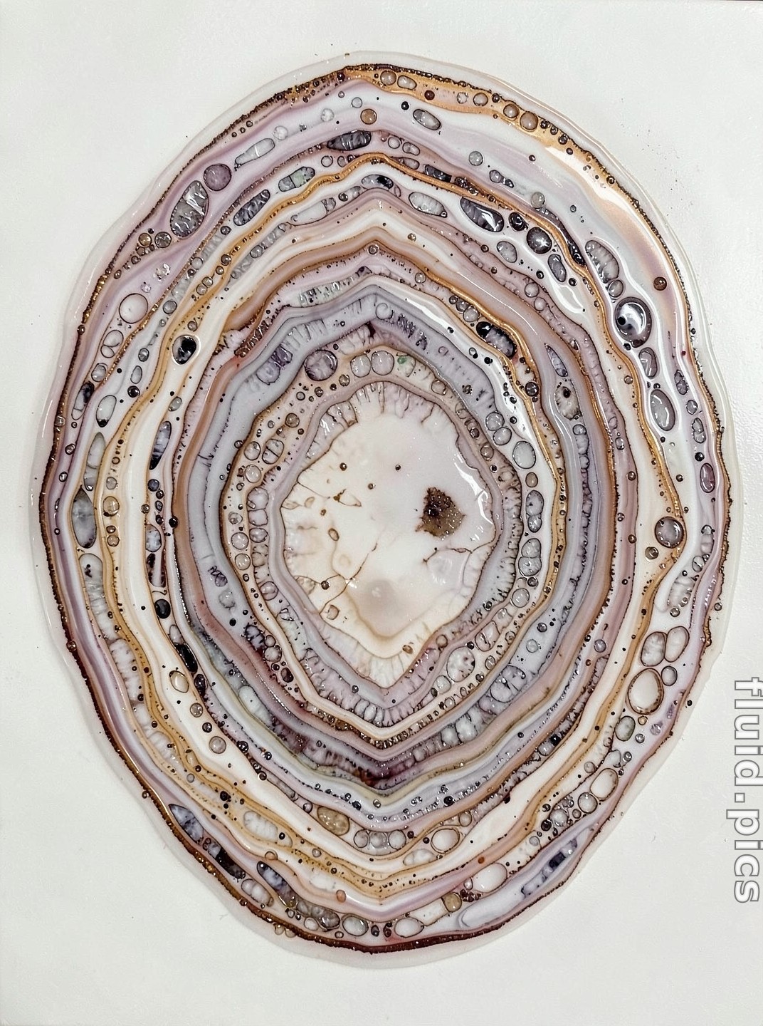 Amber Comb Upward — Fluid Art